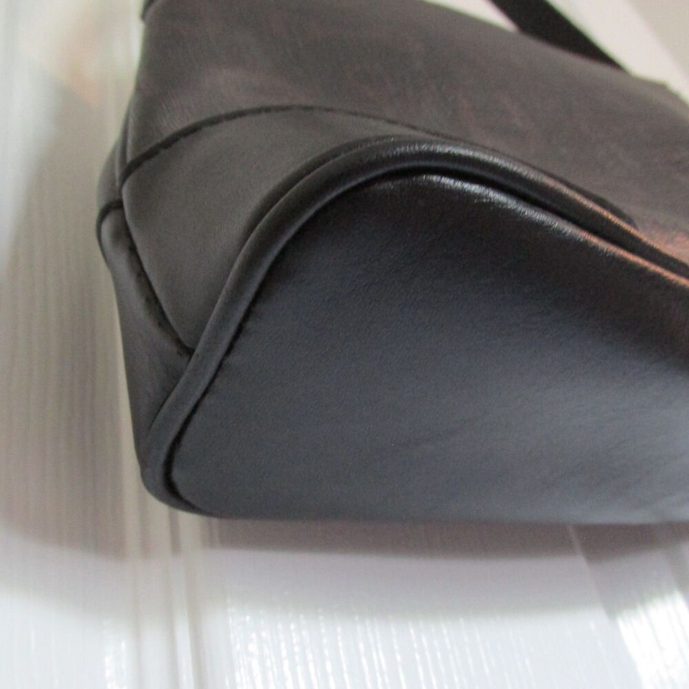 ETIENNE AIGNER Purse  Signature Logo Leather Multiple Pockets 9 in x 5 in - Picture 7 of 10